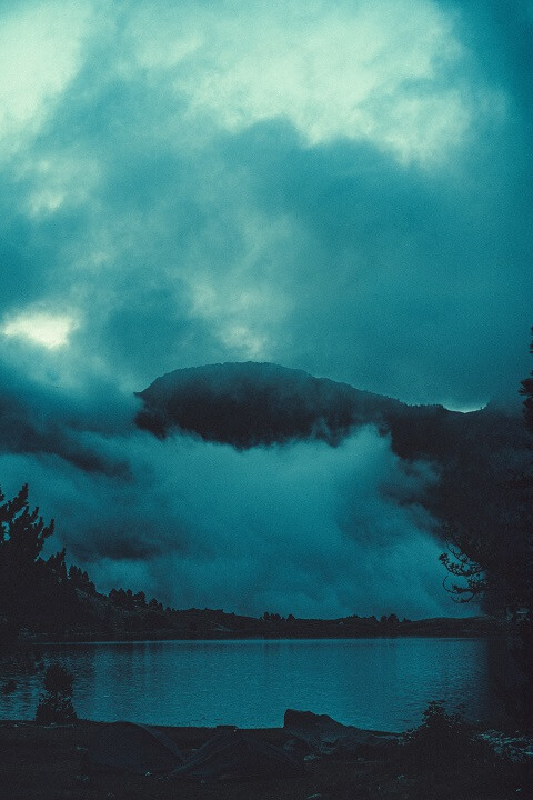 nuage gris