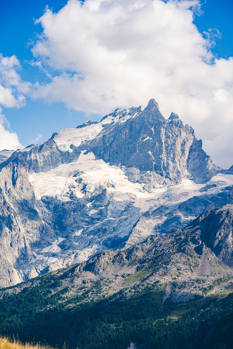 vue montagne et nuage