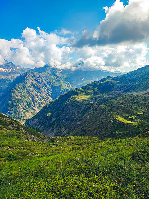 vue sur les montagnes