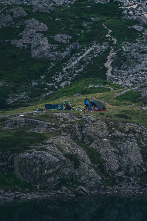 camp bivouac