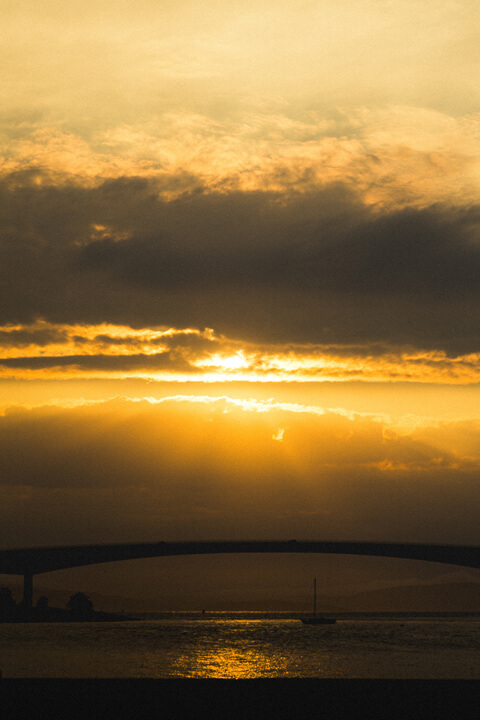 sunset avec pont