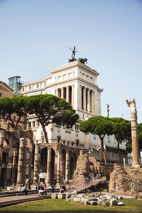 forum monument