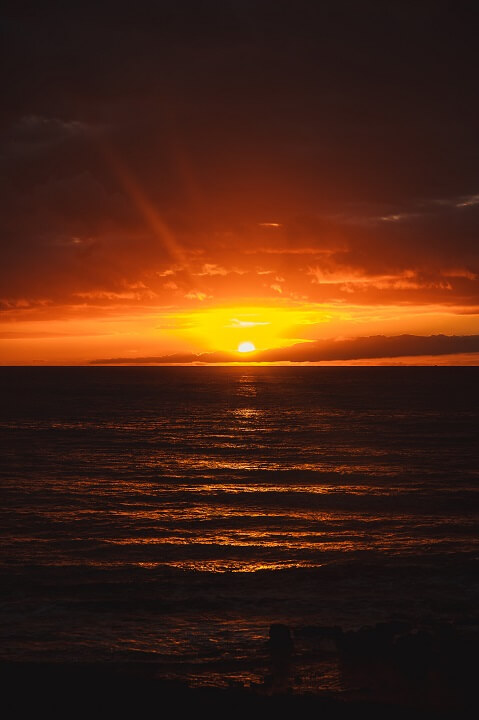reflet coucher soleil eau